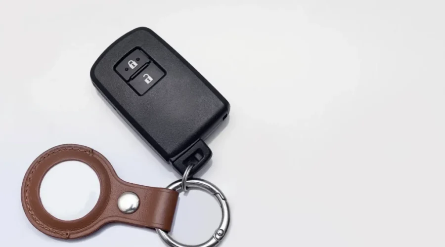 Thieves have found another way to track your car!