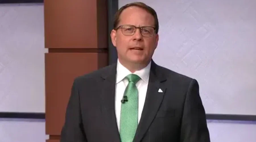 Green Party leader tours region