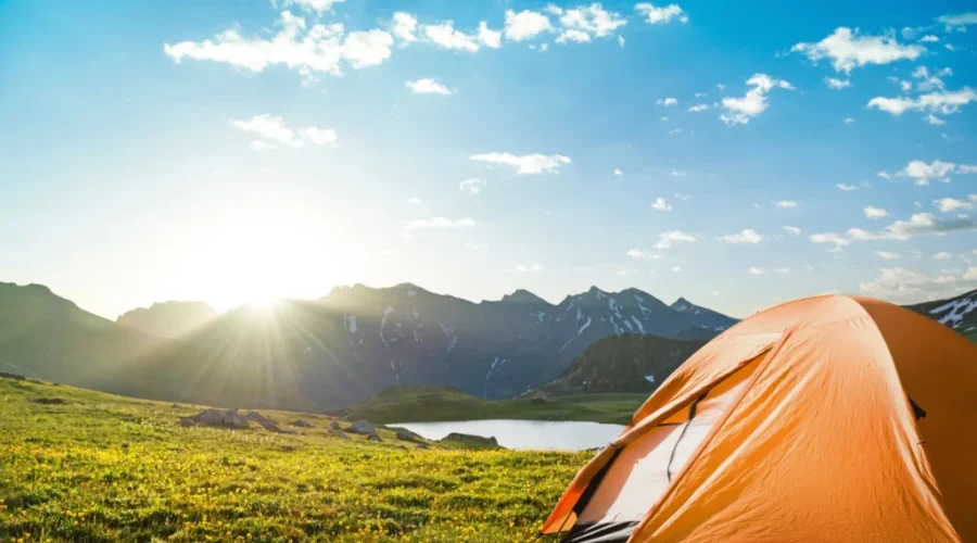 Our resident caller NIKKI phoned in this morning to talk about CAMPING!! LOL