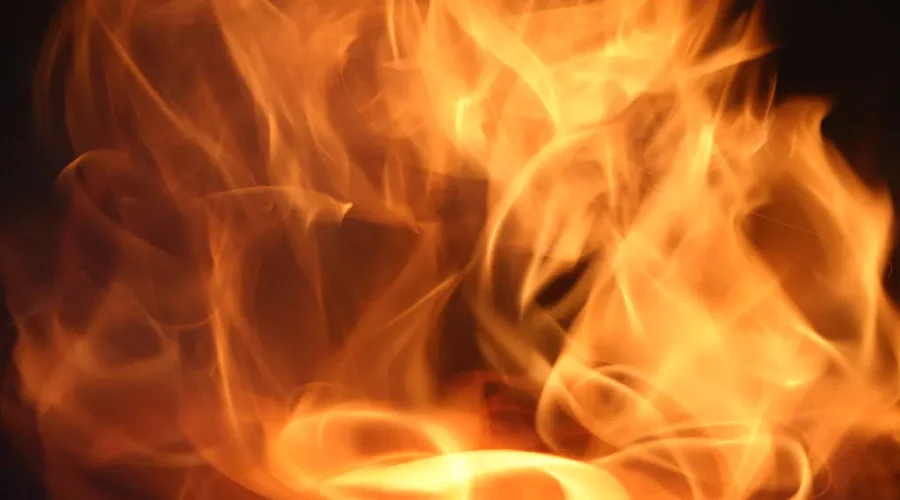 Thunder Bay woman facing arson charge after fire on south-side