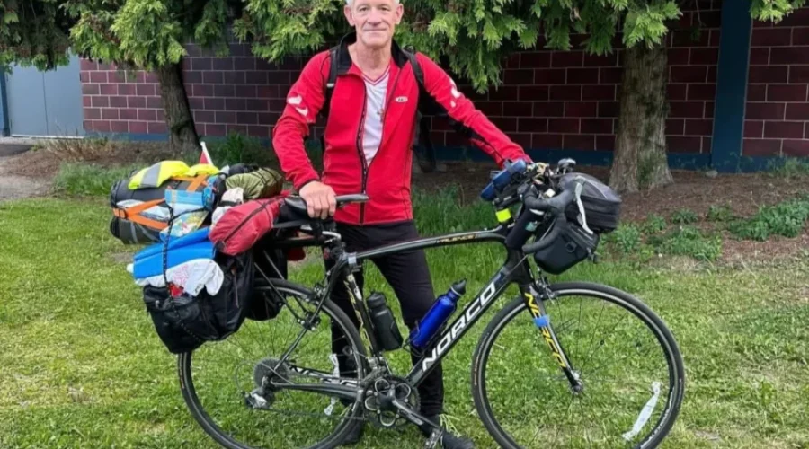 Thunder Bay community helps man biking across Canada retrieve his bike