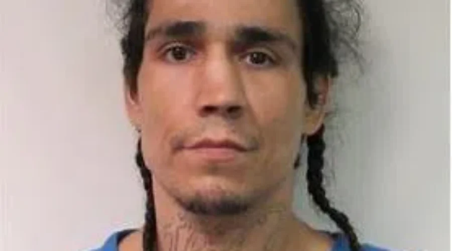 Federal offender arrested following calls for public assistance