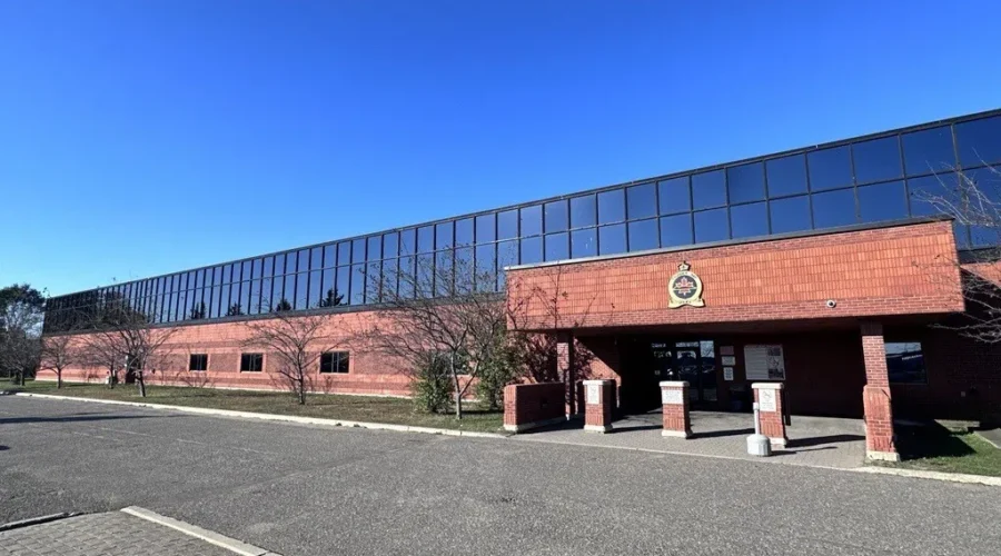 Thunder Bay’s police offering new Safe Trade Zone for online marketplace transactions