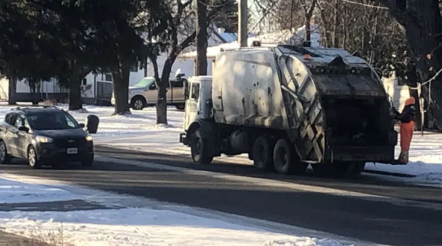 Thunder Bay adjusting garbage collection dates for Good Friday