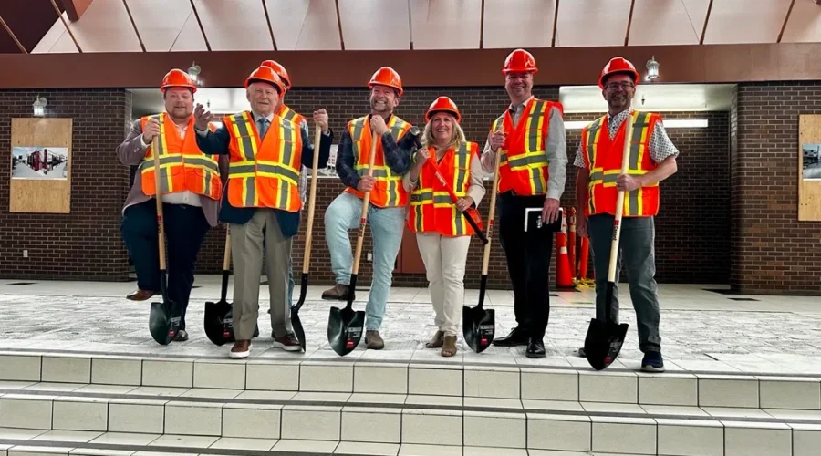 Removal of Victoriaville Centre set to begin