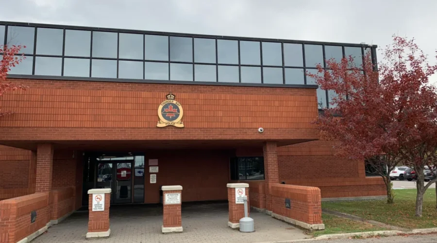 Sawed-Off Long Guns & Drugs Seized At A Hotel In The City