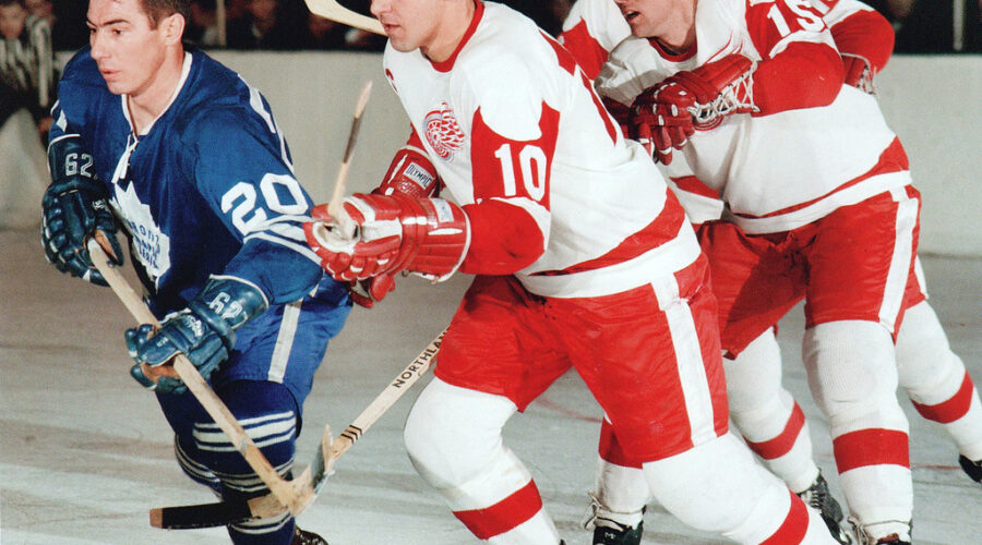 Thunder Bay hockey legend passes away