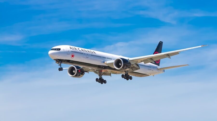 Air Canada, flight attendants head to arbitration