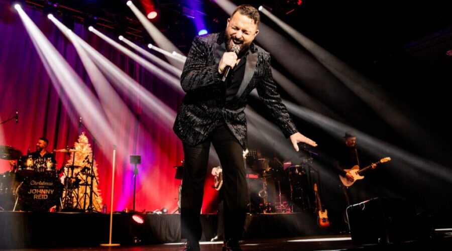 Shined Shoes, Open Heart: Johnny Reid on the Art of the Show – Part Two