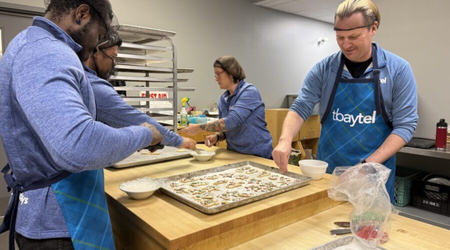 Tbaytel launches 12 Days of Christmas campaign