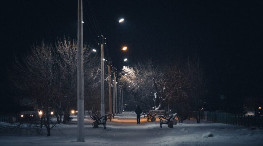 Are you feeling the “winter blues”? Check out what the experts say.