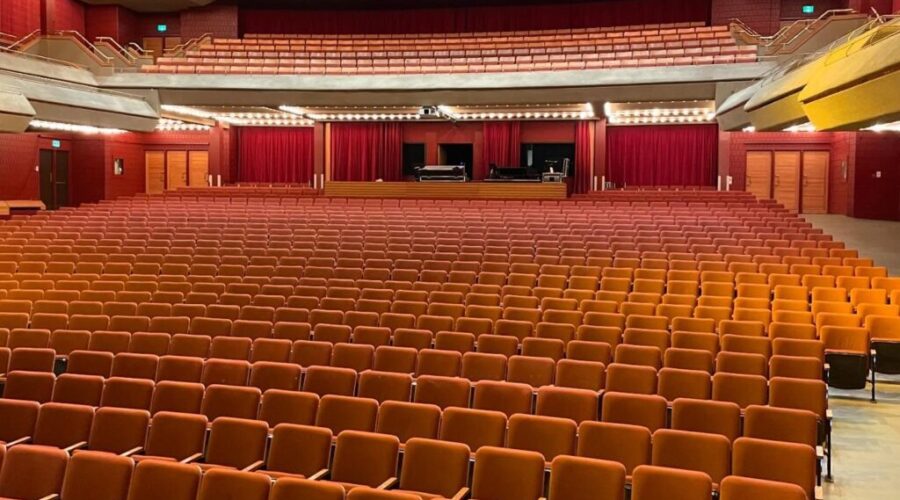 What’s buzzing at the Thunder Bay Community Auditorium