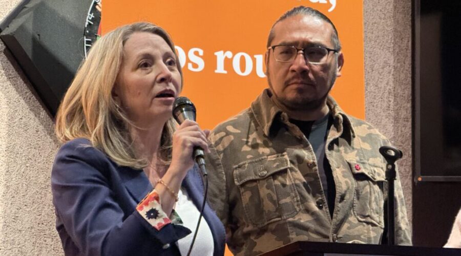 Ontario NDP host highway safety town hall in Thunder Bay
