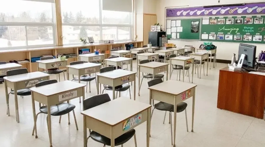 Education unions seek early start to contract talks with Ontario