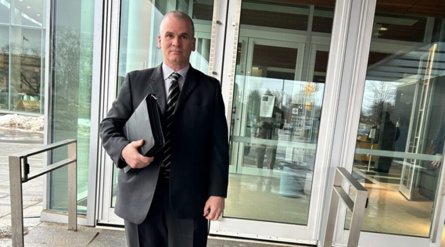 Deputy police chief testifies in Walbourne trial, teases private notebook