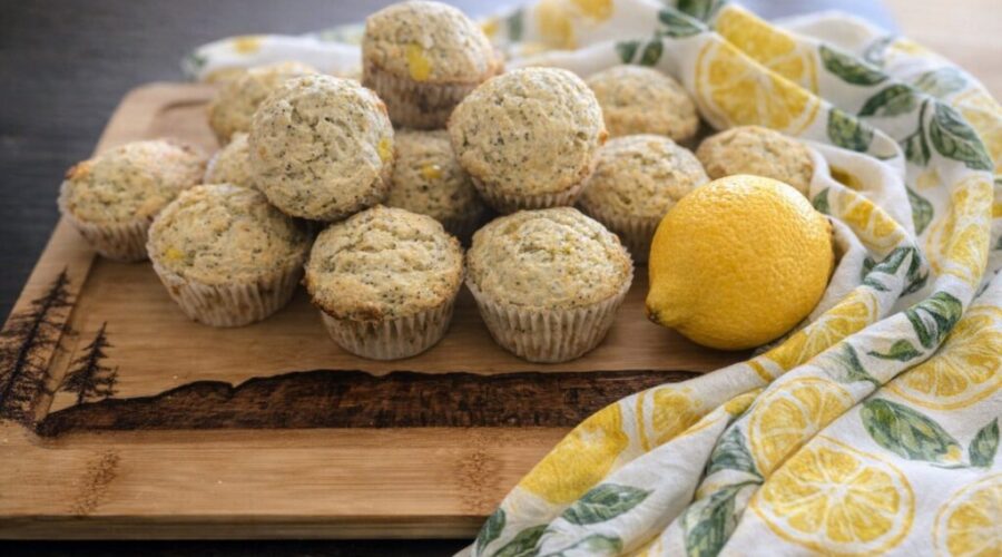 Lemon poppy seed muffins with a delicious lemon filling
