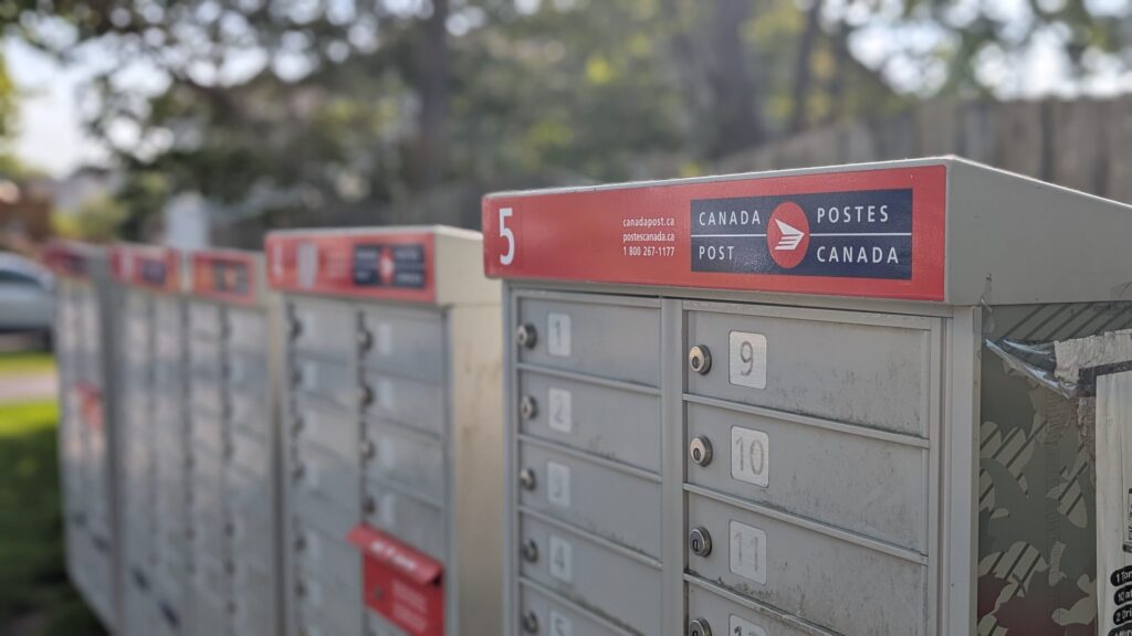 Canada Post expands community mailbox rollout amid financial pressures